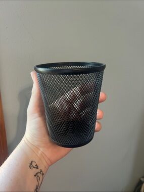 Black Mesh Metal Desk Cup | Pencil Holder